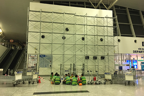 lắp đặt màn led hội sân bay